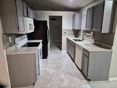 407 Anise Pl - Photo 2 of 14