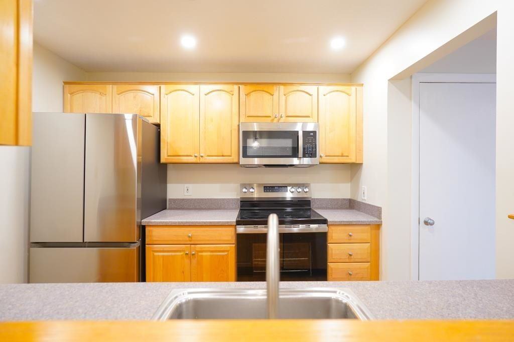 500 Candlewood Park ##38 - Photo 5 of 34