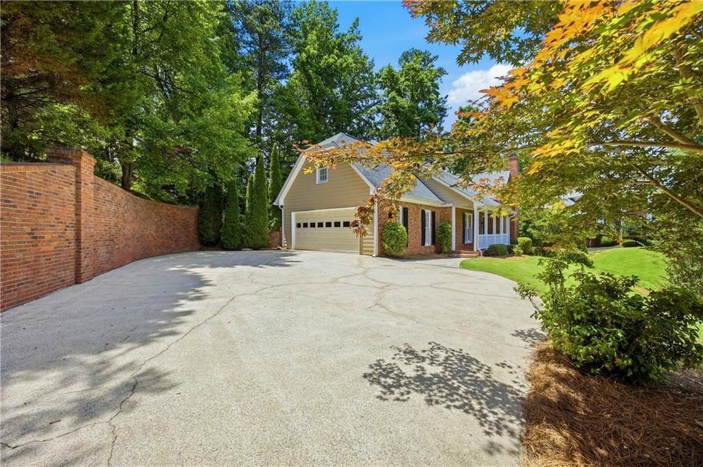 1390 Tennis Court Pl - Photo 2 of 50