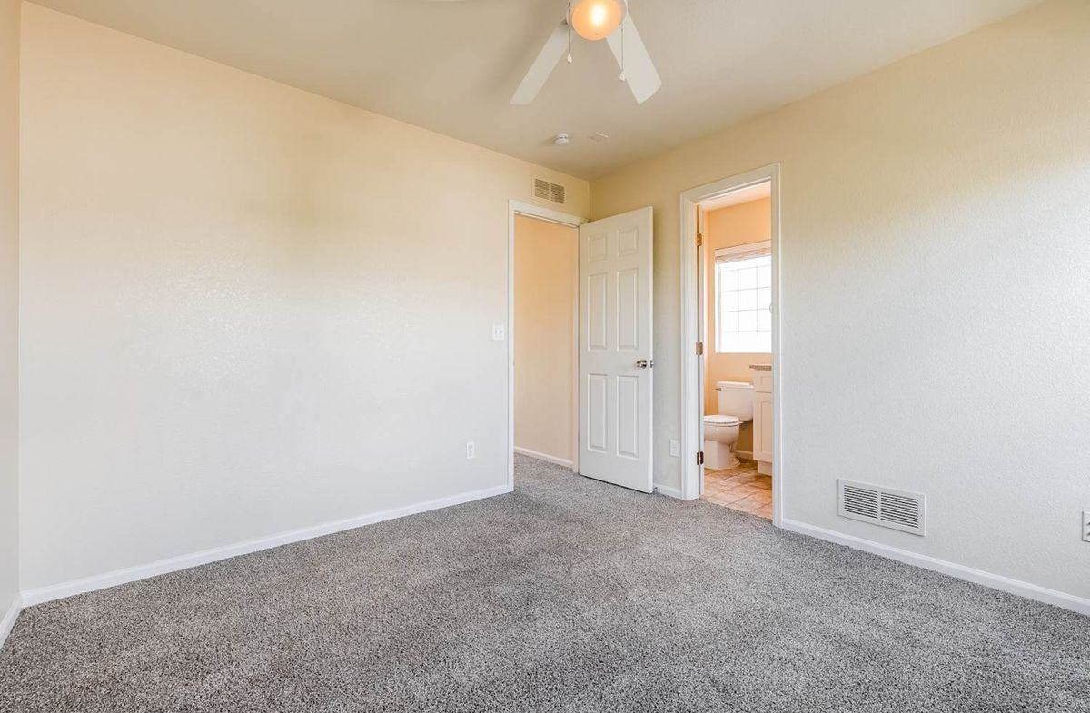 4505 Andes St - Photo 7 of 10