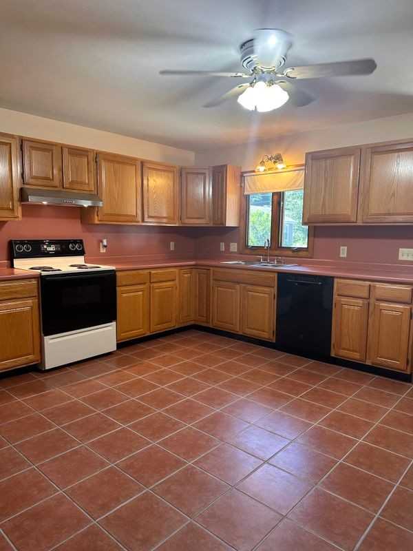 167 Townsend St - Photo 6 of 32