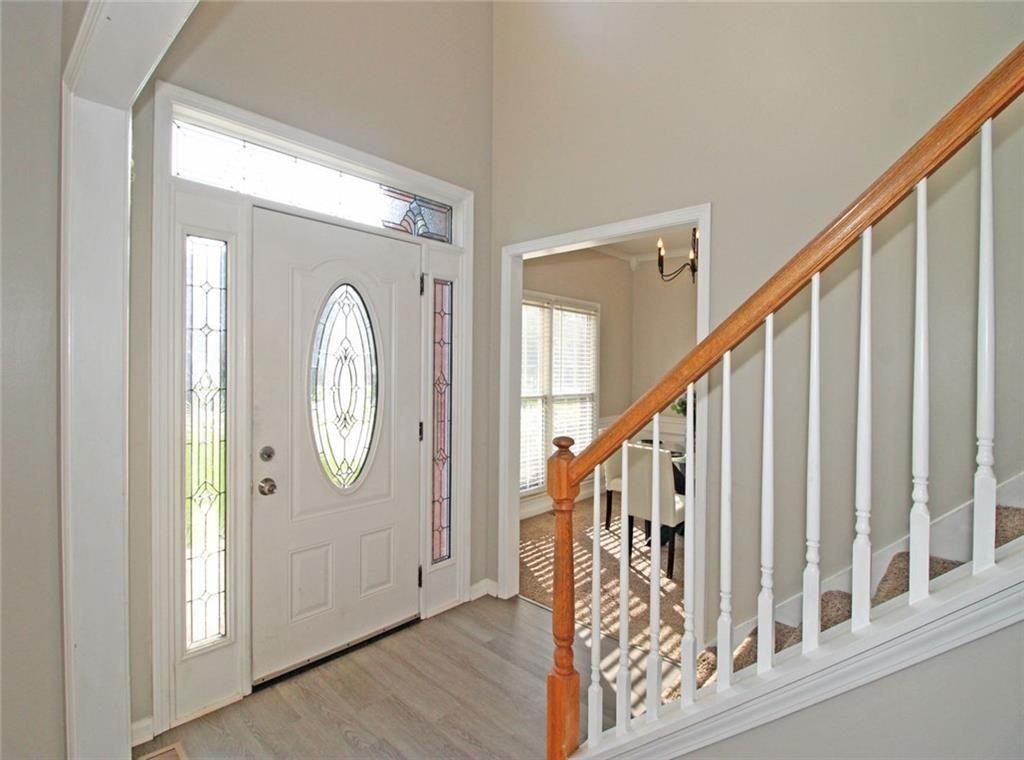 1213 Kingsbury Ln - Photo 7 of 42