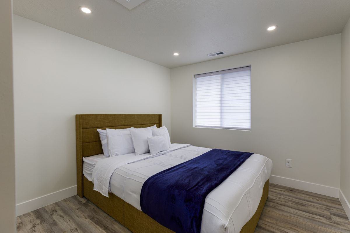 170 N 400 E ##176 - Photo 5 of 17