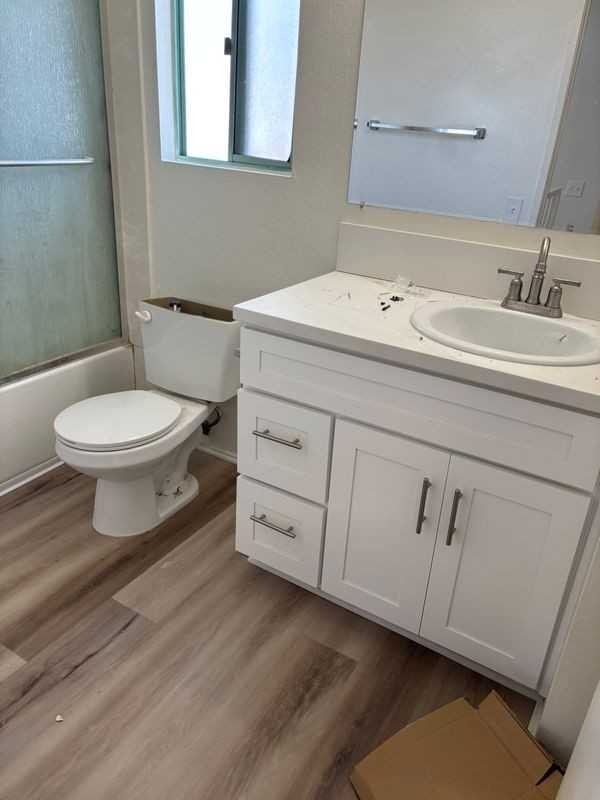 6431 Los Robles Ave ##12 - Photo 6 of 11