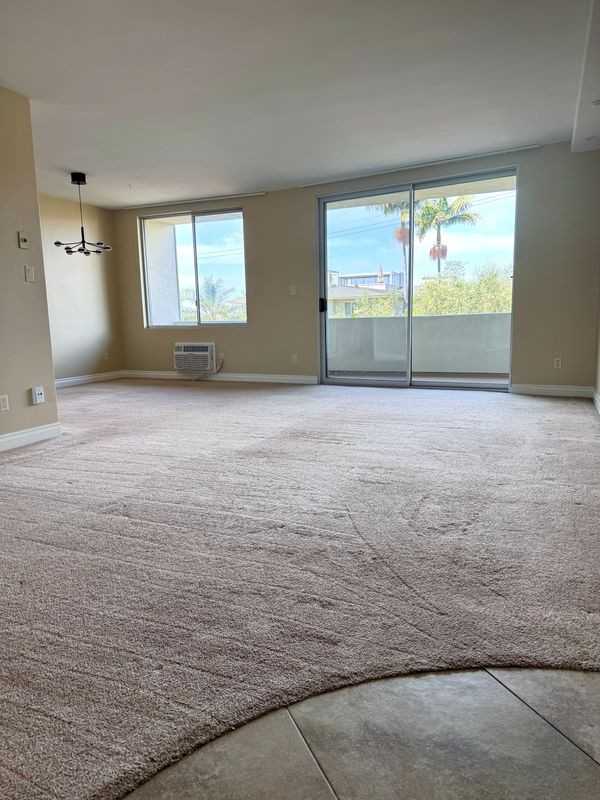 2701 2nd Ave ##203 - Photo 3 of 27