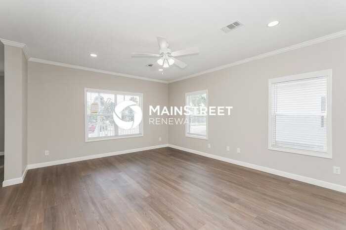 1211 22nd Ave S - Photo 5 of 16