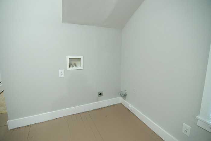 1407 Meharry Blvd #D - Photo 5 of 19