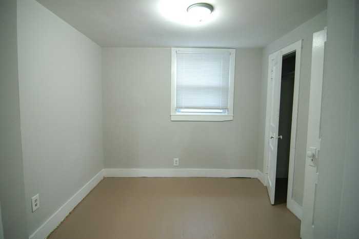 1407 Meharry Blvd #D - Photo 6 of 19