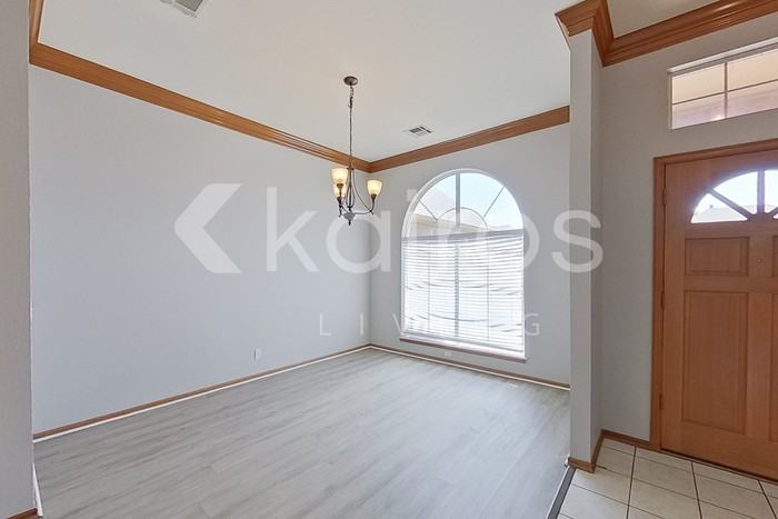 3101 Ne 130th St - Photo 2 of 27