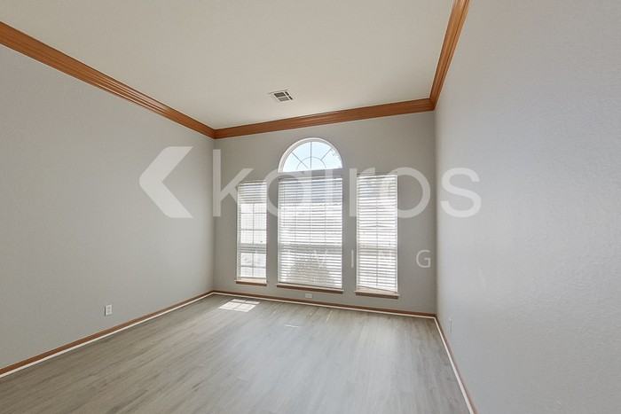 3101 Ne 130th St - Photo 4 of 27