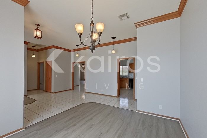 3101 Ne 130th St - Photo 6 of 27