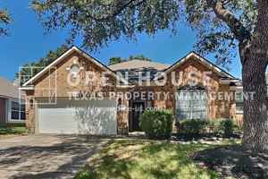 featured image of 15610 Forest Run Dr