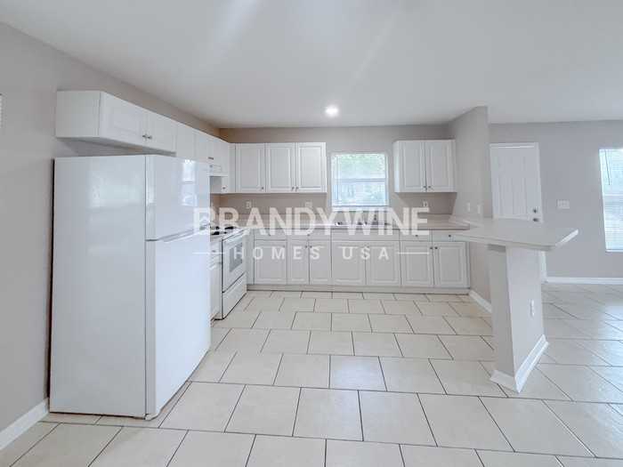 2900 6th Ave S - Photo 7 of 22