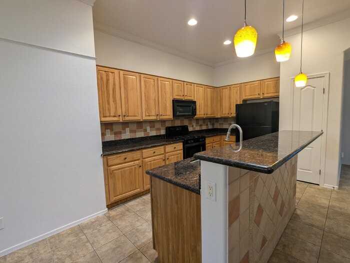 15289 S Via Lago Del Encanto - Photo 7 of 32