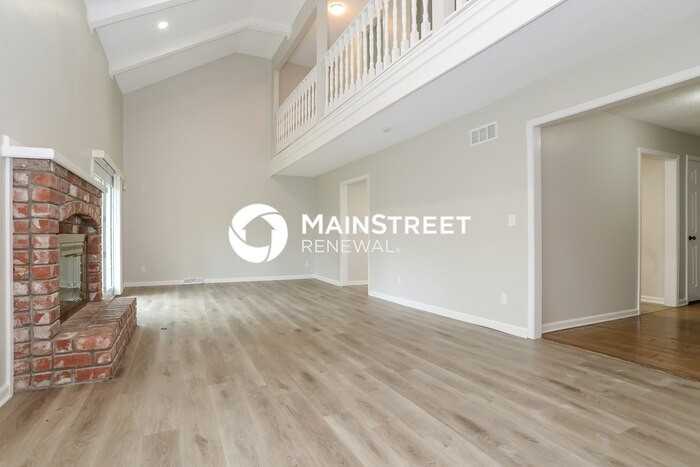 1901 E Sheridan St - Photo 7 of 18