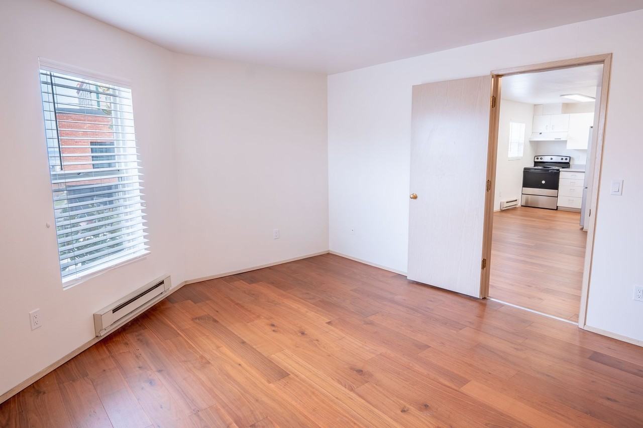Pacific Crest Apartments in Tacoma - Photo 6 of 46
