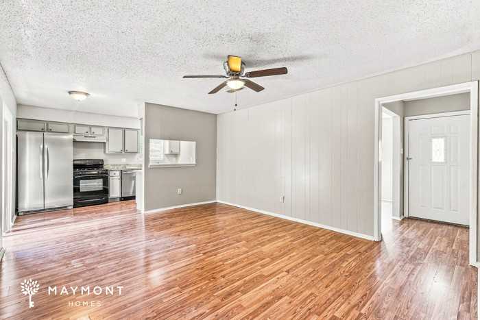 11750 Murr Way - Photo 4 of 15