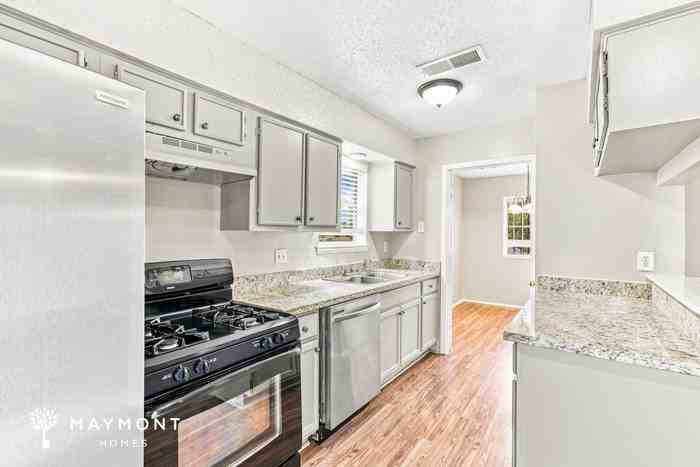 11750 Murr Way - Photo 6 of 15