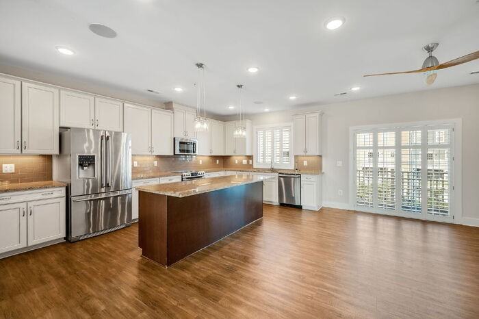 4204 Bon Secours Pkwy #B - Photo 5 of 30
