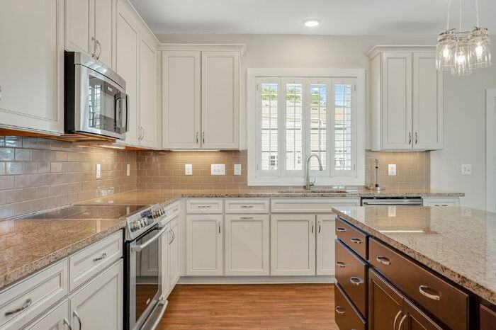 4204 Bon Secours Pkwy #B - Photo 6 of 30