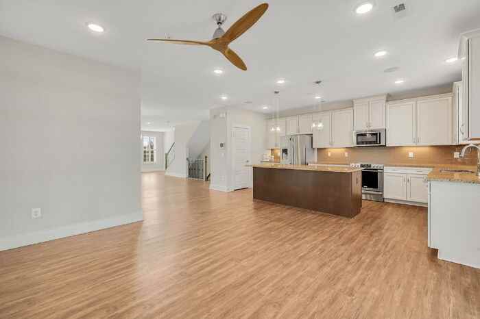 4204 Bon Secours Pkwy #B - Photo 7 of 30
