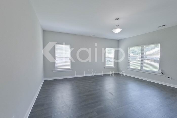 344 White Oak Cir - Photo 5 of 26