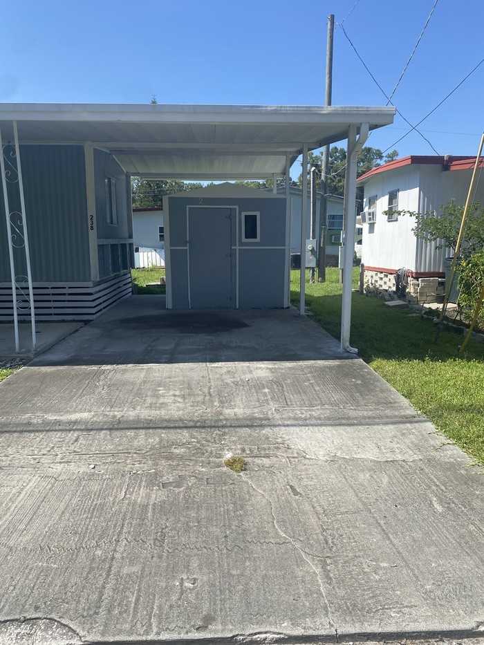 238 Sunset Cir - Photo 3 of 10