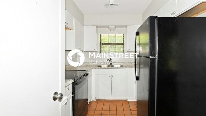 5325 Longwood Cv - Photo 6 of 18