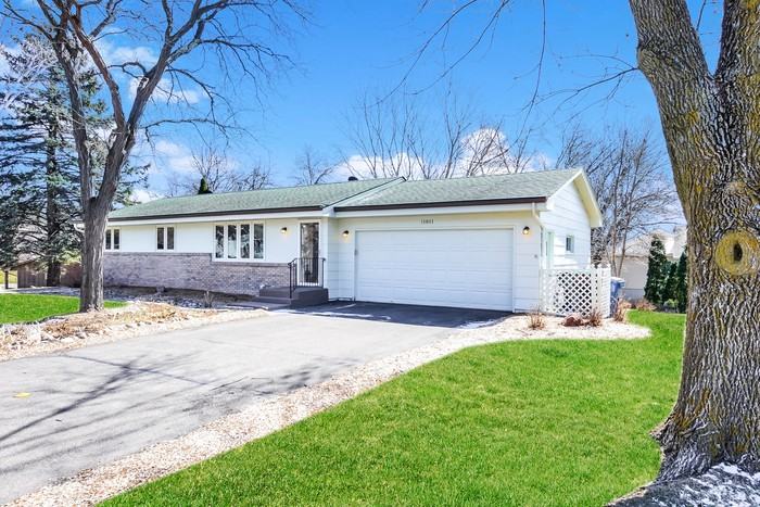 11811 65th Pl N - Photo 2 of 15