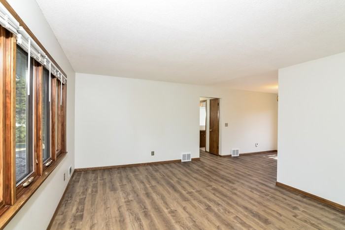 11811 65th Pl N - Photo 3 of 15