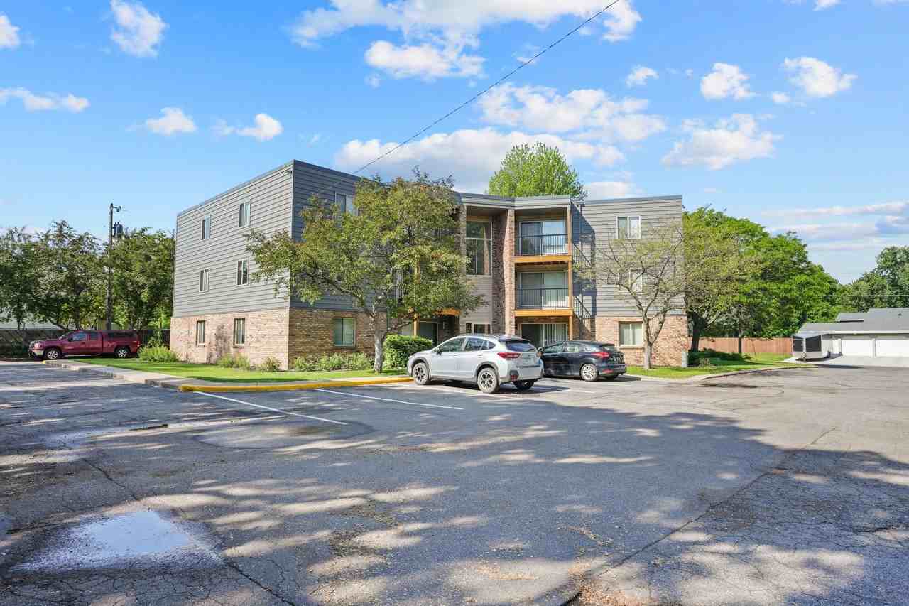 Your Peaceful New Brighton Haven Awaits at Silver View Villa - Photo 2 of 50