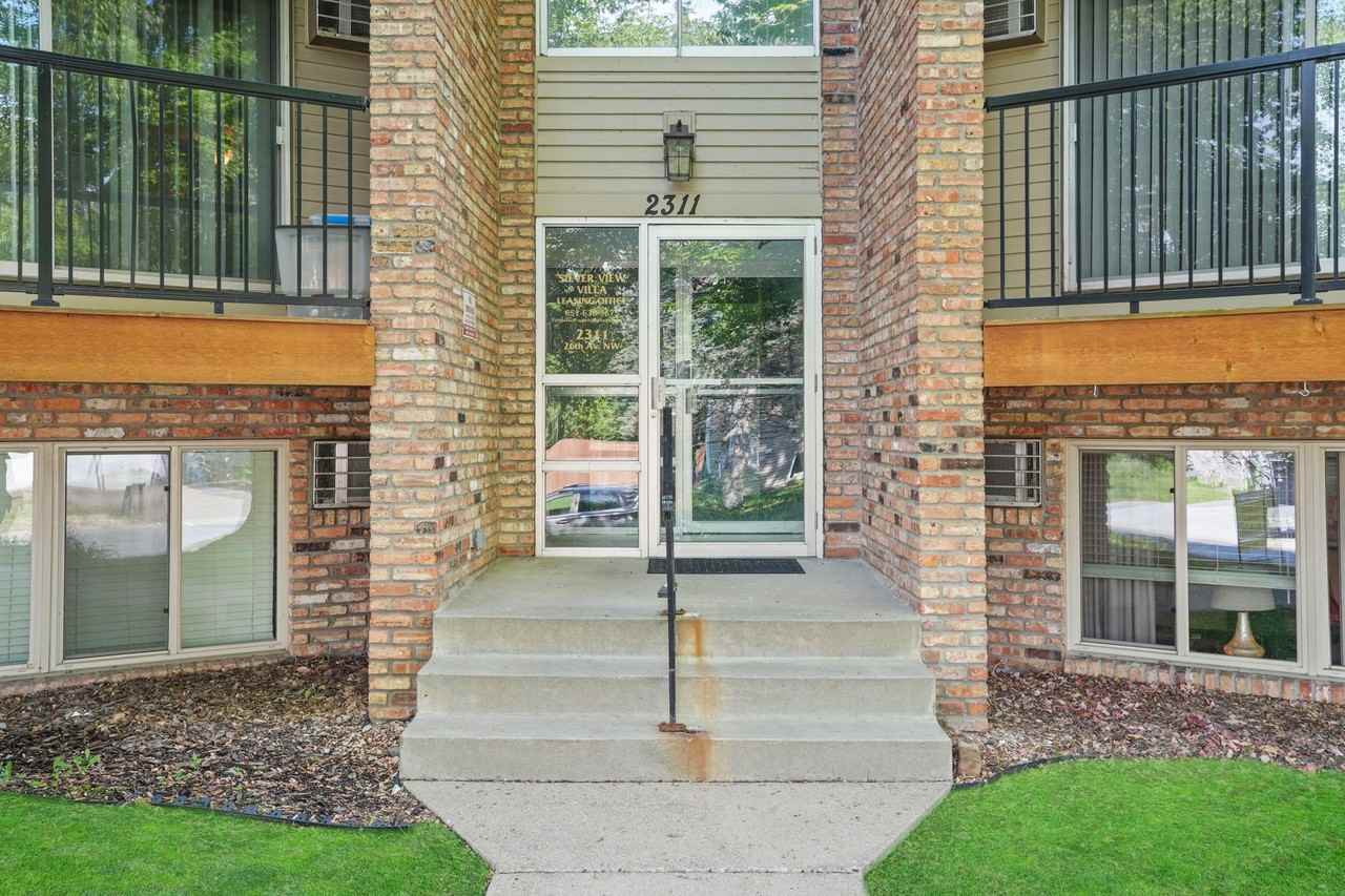 Your Peaceful New Brighton Haven Awaits at Silver View Villa - Photo 3 of 50