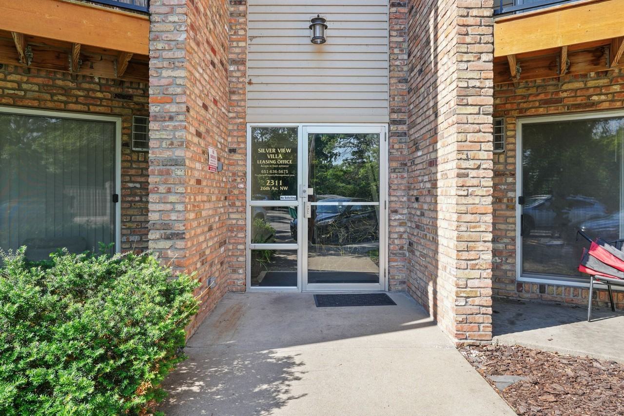 Your Peaceful New Brighton Haven Awaits at Silver View Villa - Photo 4 of 50