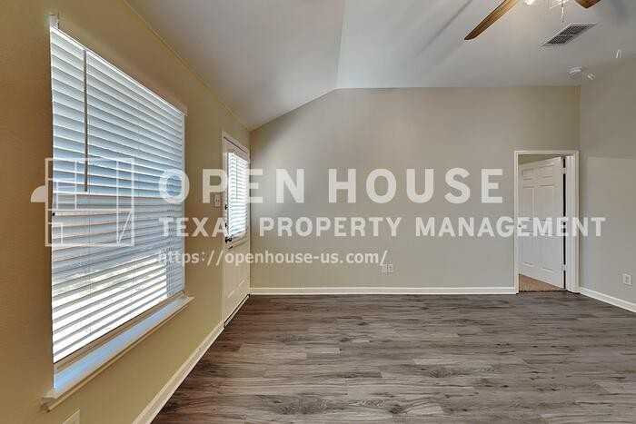 3040 Spotted Owl Dr - Photo 5 of 20