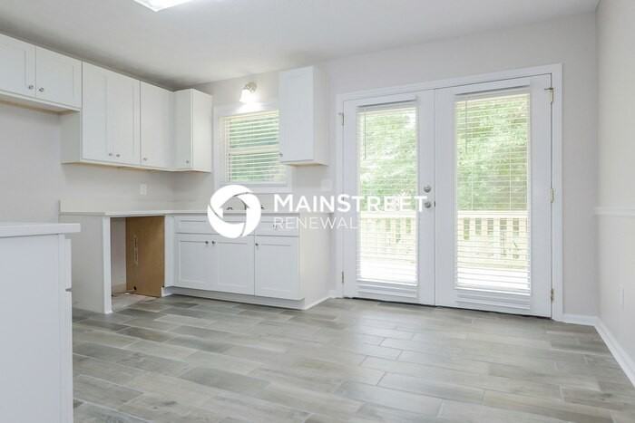 4082 Sweet Water Ct Se - Photo 4 of 18