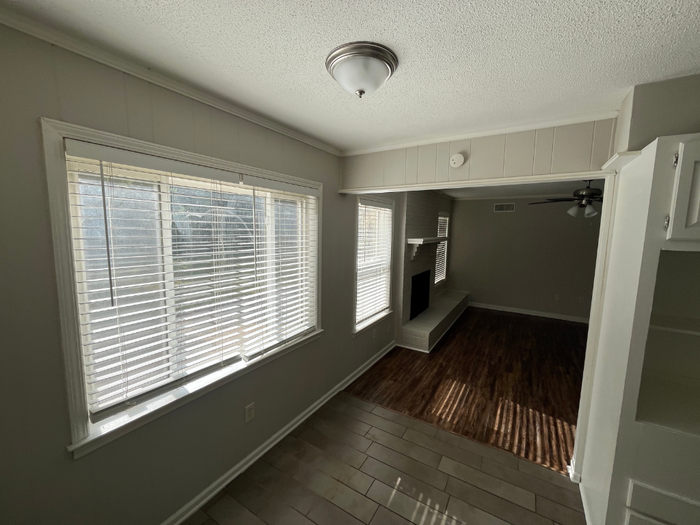 3568 Clearbrook St - Photo 6 of 25