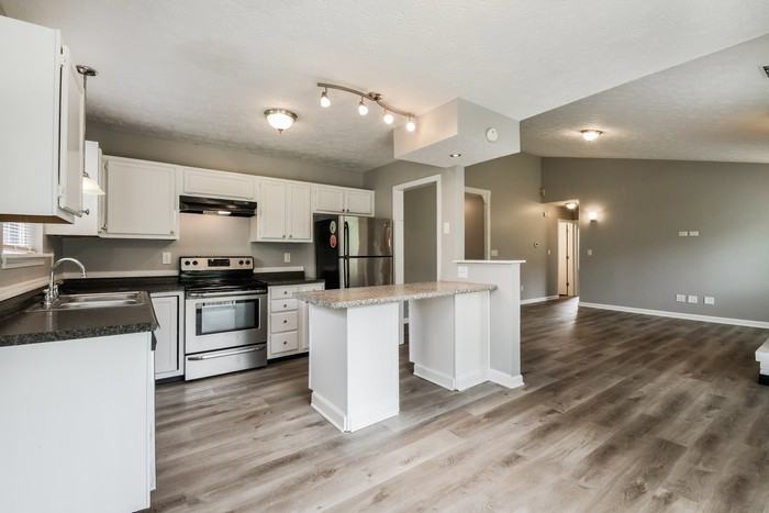 11318 Kristen Ln - Photo 6 of 12