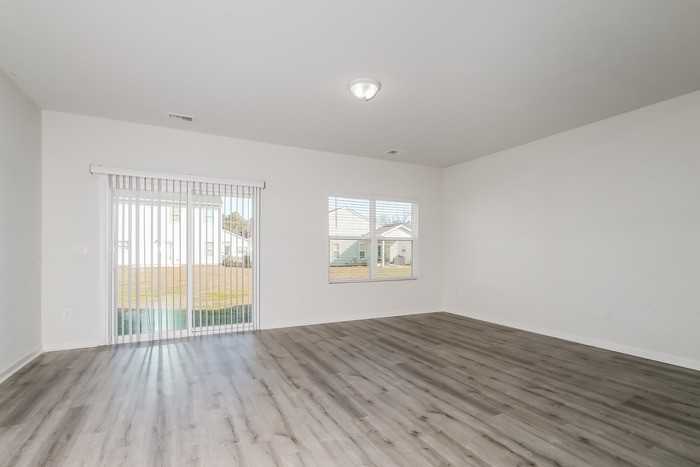 168 Dorian Loop - Photo 4 of 13