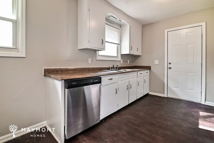 612 Bitternut Rd - Photo 7 of 12