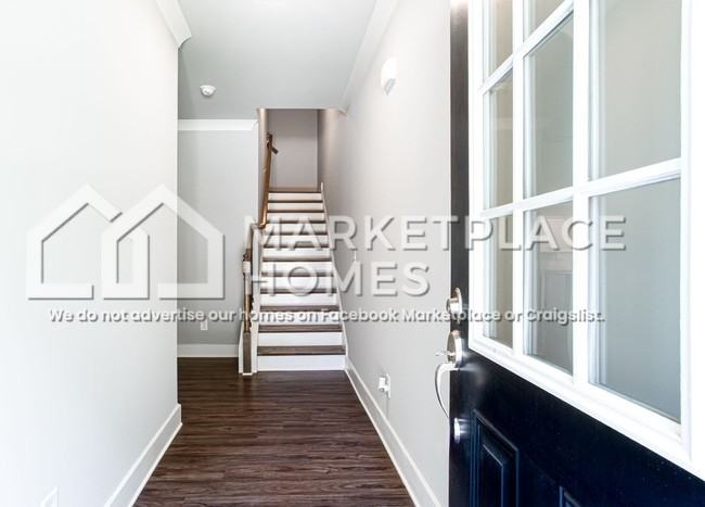 110 Mcallister Rd - Photo 3 of 33