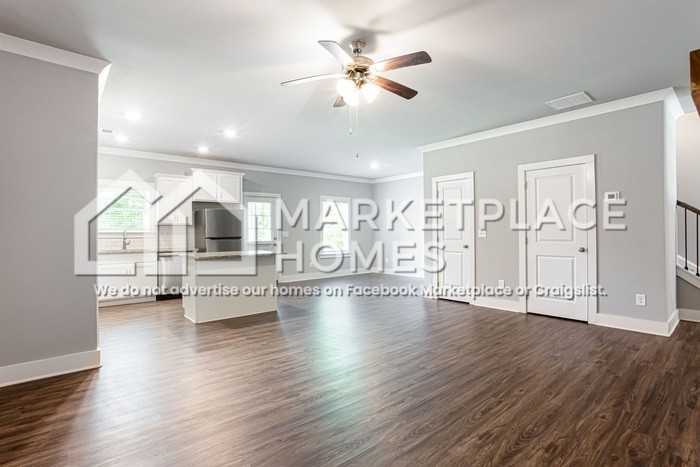 110 Mcallister Rd - Photo 7 of 33