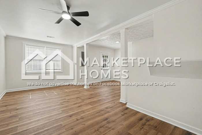 4425 Kim St - Photo 5 of 32