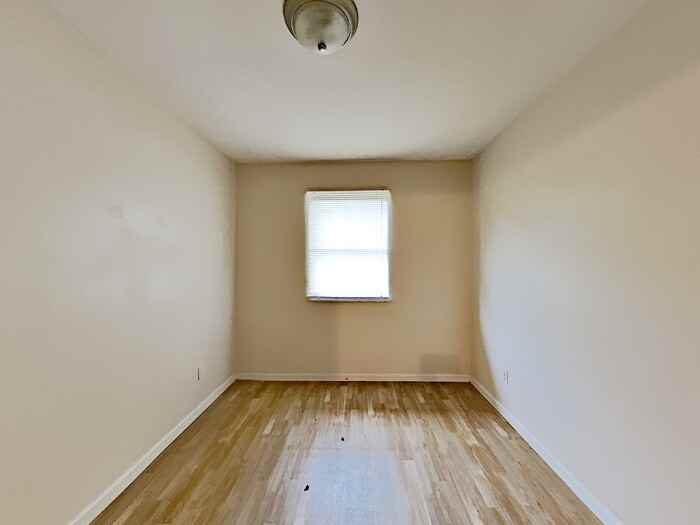 8401 Beechwood Trce - Photo 4 of 22