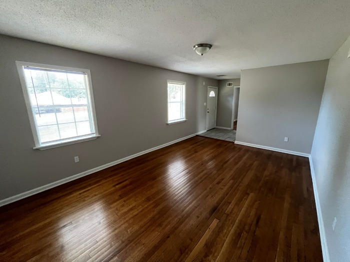 1585 Carol Dr - Photo 2 of 21