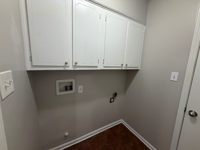 5188 Banbury Ave - Photo 6 of 21