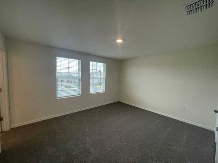 6126 Galloping Dr - Photo 6 of 16