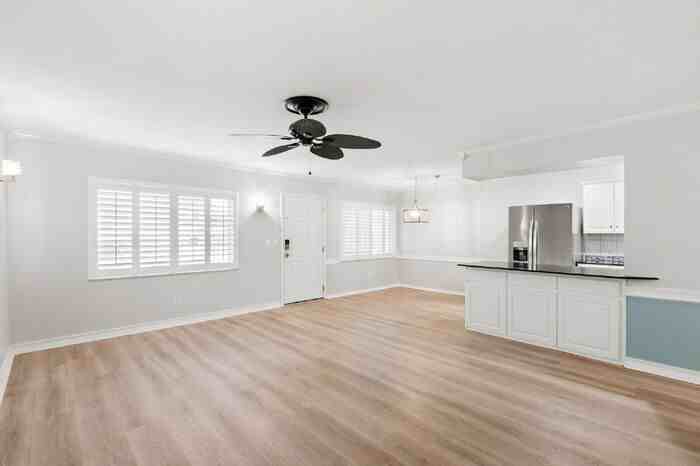 8039 Garden Dr - Photo 6 of 28