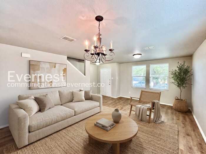 8434 Cotton Valley Ln - Photo 3 of 30