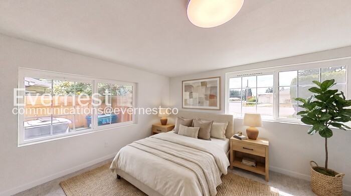 3930 Ne 6th Pl - Photo 5 of 15