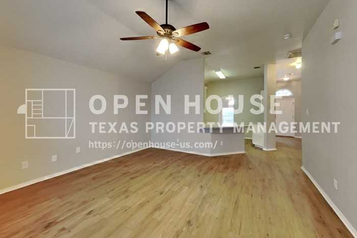 4541 Grainland Ct - Photo 5 of 20